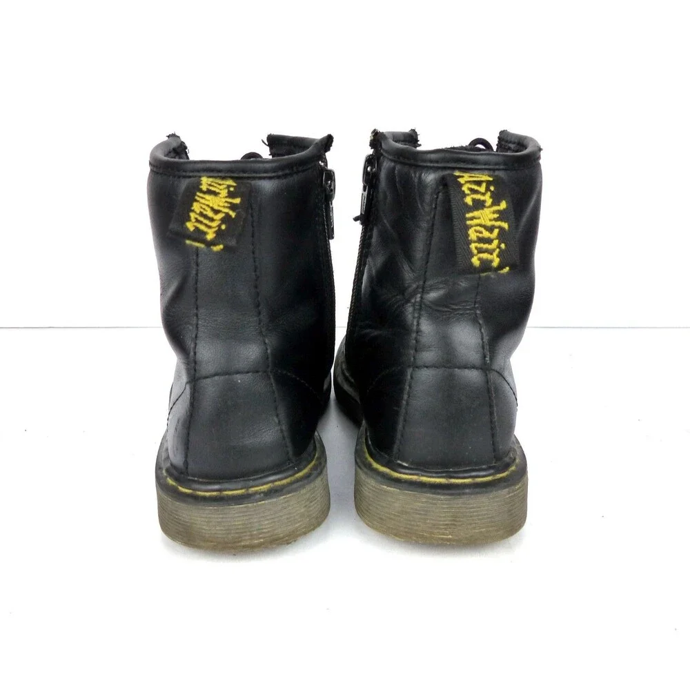 Dr. Martens KIDS US2 Unisex Delaney Combat Boots Black Leather 8 Eye Side Zip
